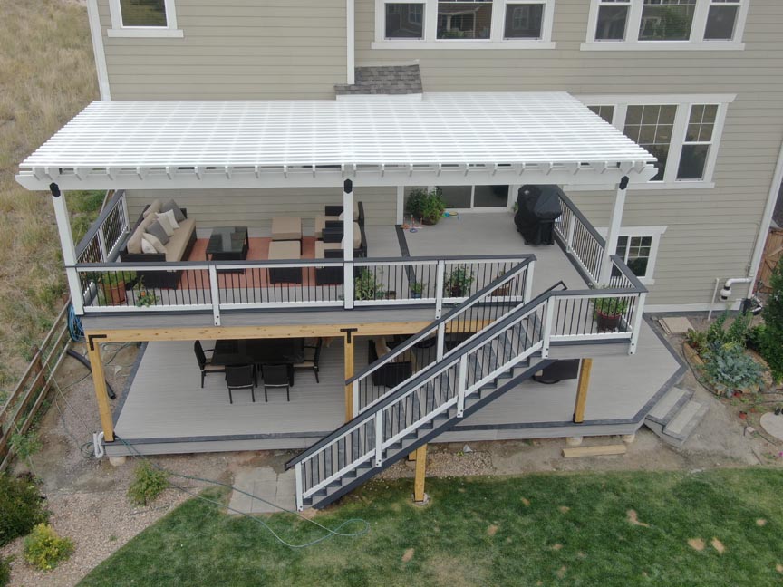 Motorized louvered pergola