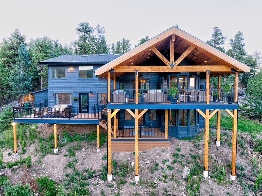 Your Premier Award-Winning Deck Experts