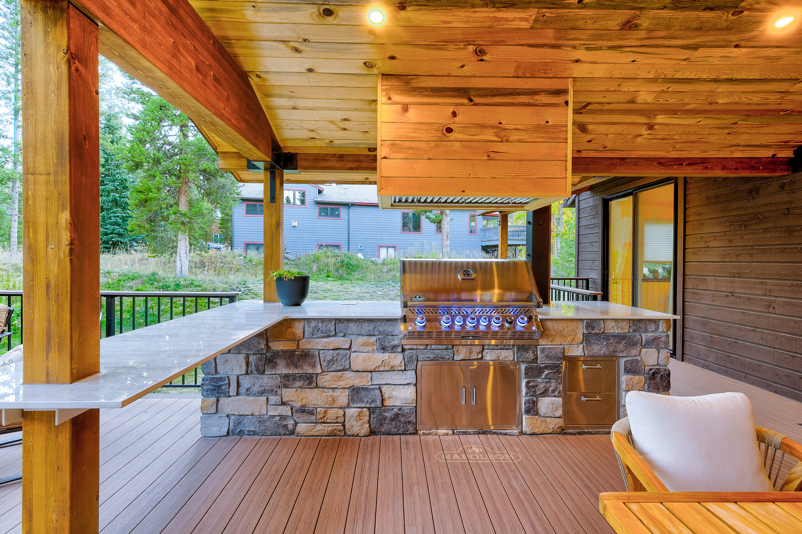 Outdoor Kitchen Builder