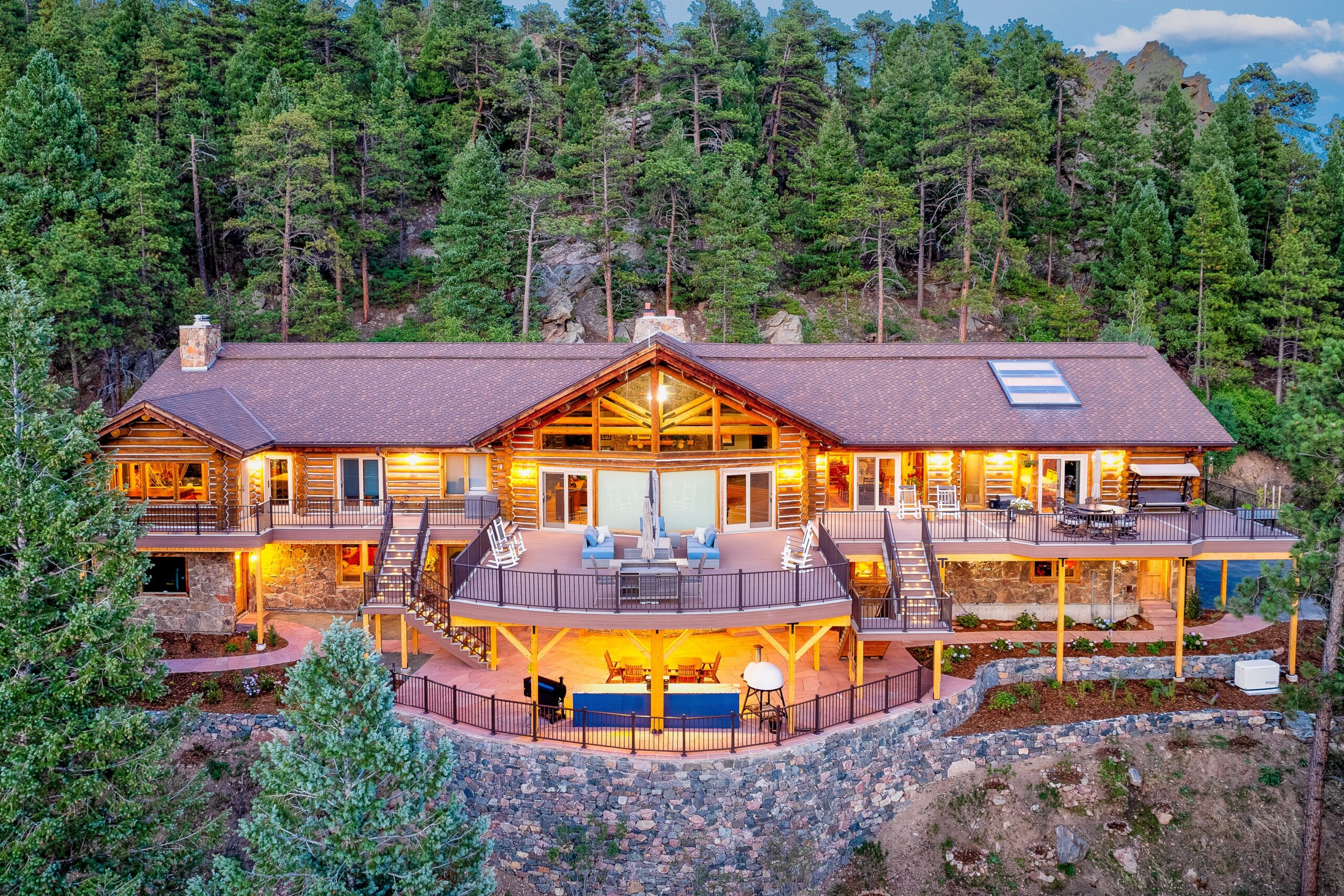 custom deck built in Morrison Colorado with permits and up to code