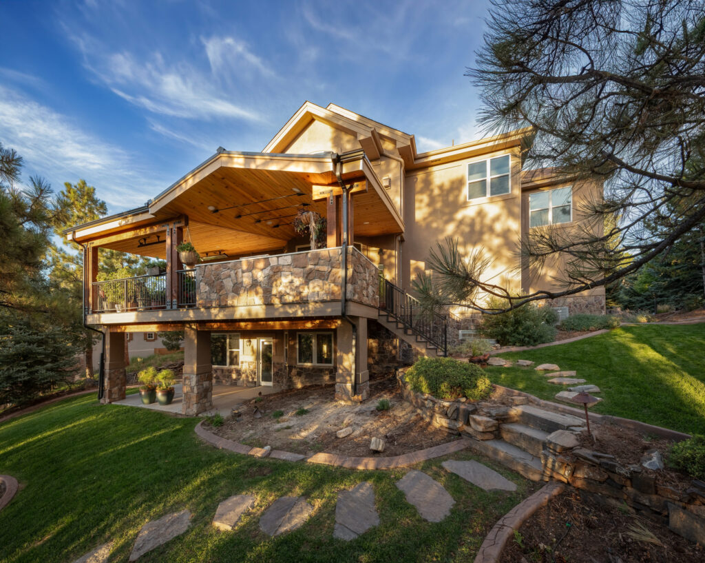 Permitted deck construction in Evergreen Colorado|Custom covered deck in Evergreen